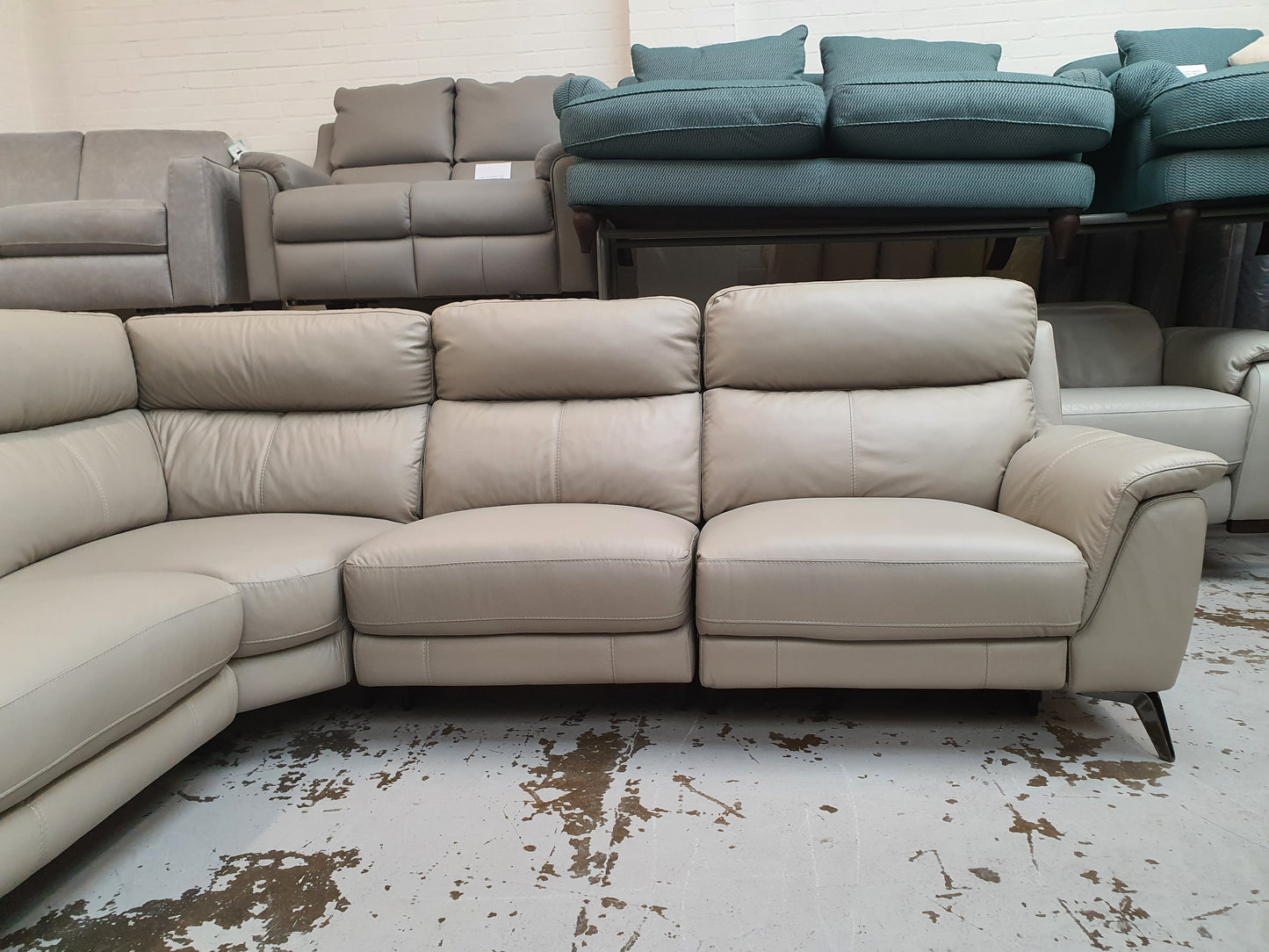 World of Leather Contempo corner sofa