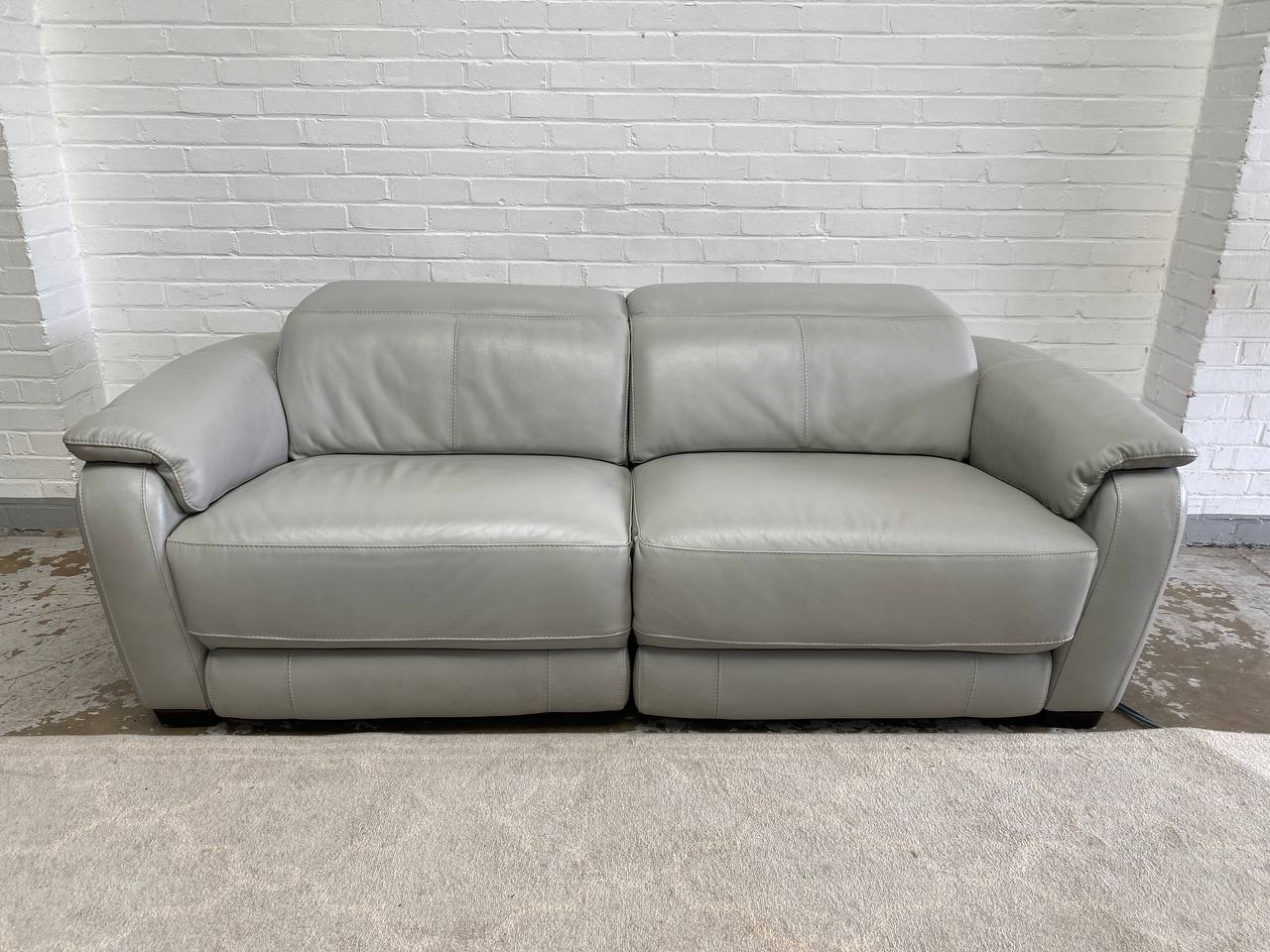 World of Leather Naomi Power Recliner 3 Seater Sofa.