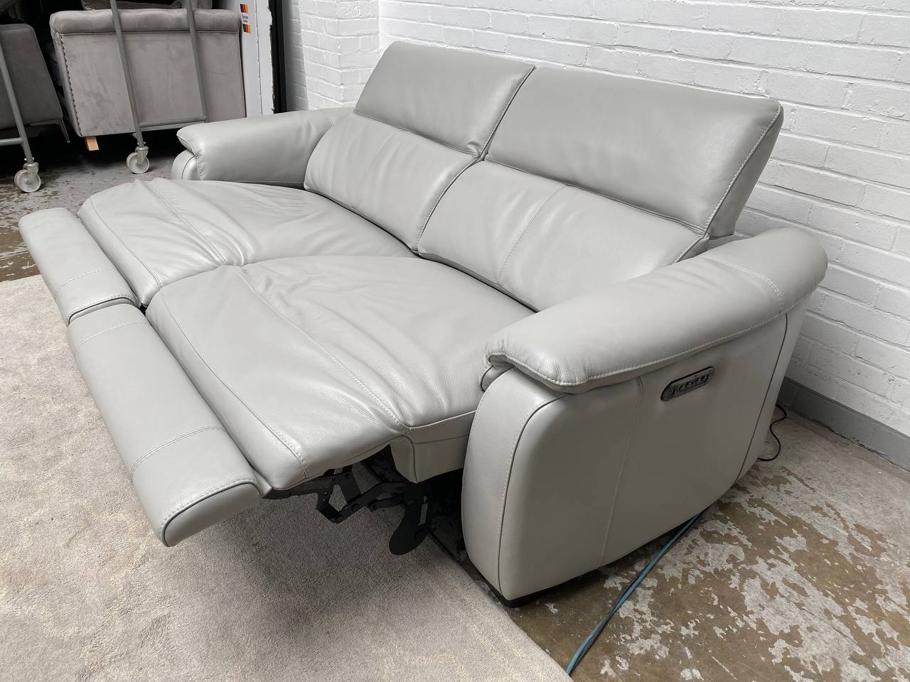 World of Leather Naomi Power Recliner 3 Seater Sofa.