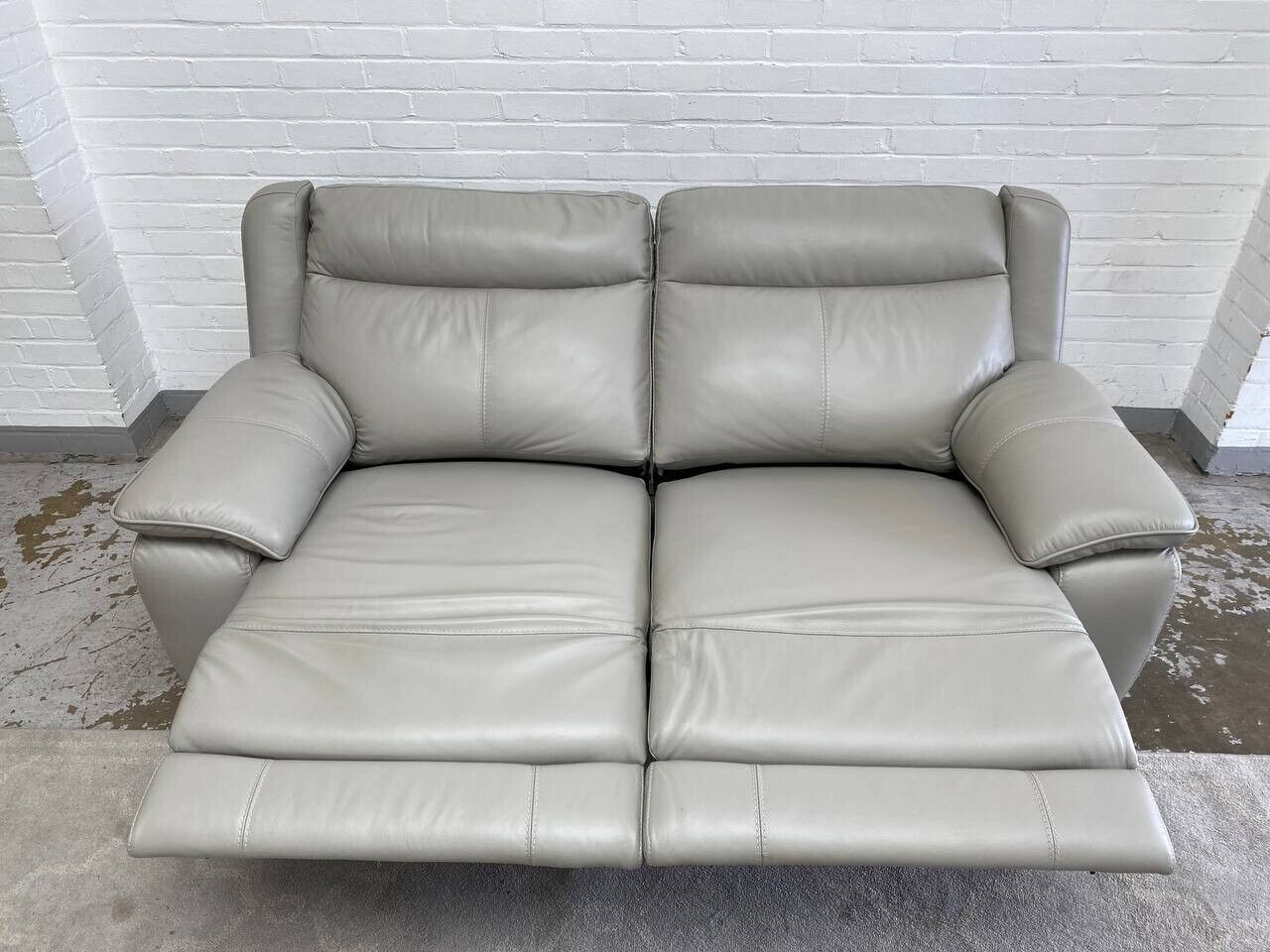 World of Leather Starlight Express 3 Seater