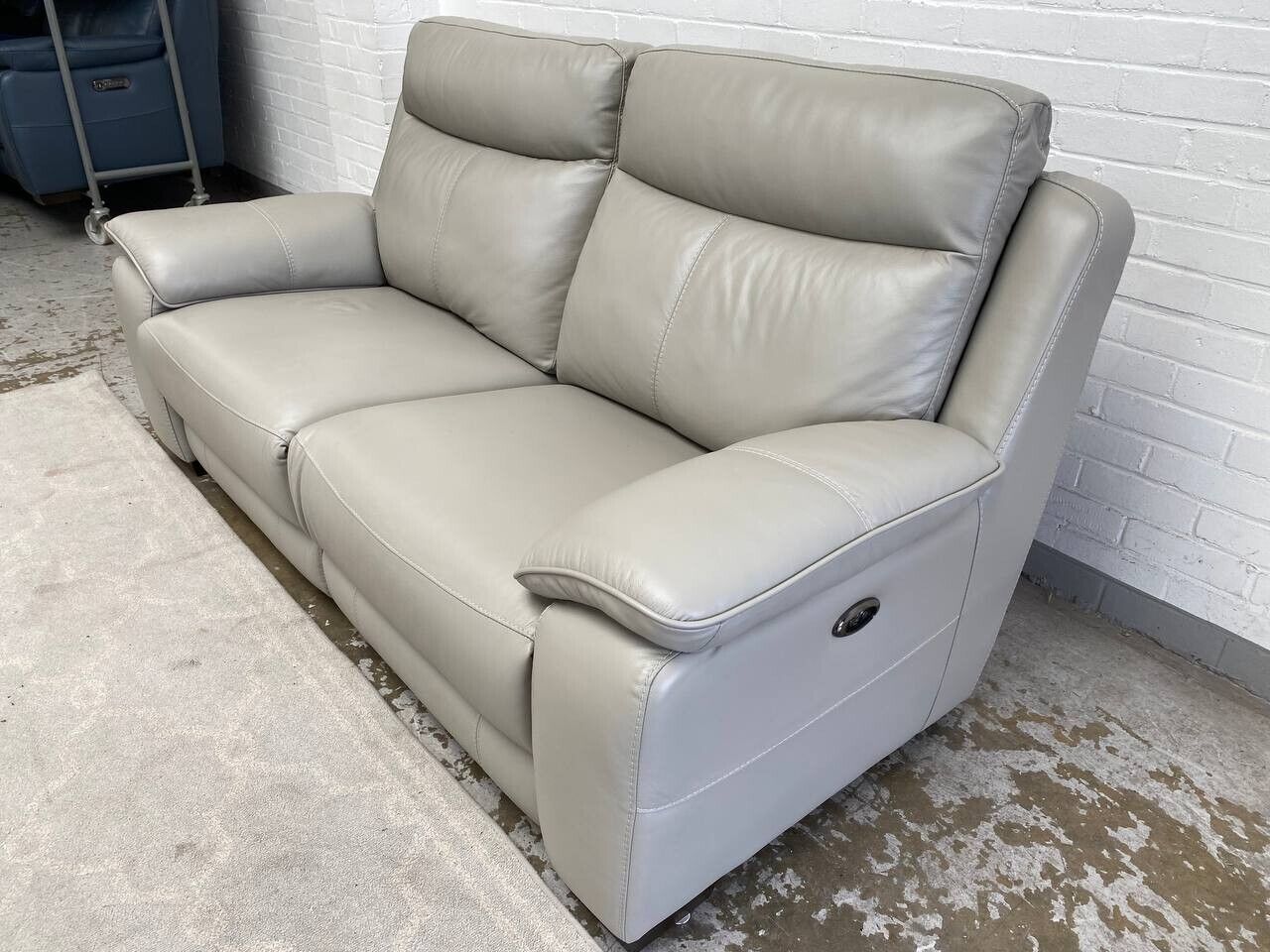 World of Leather Starlight Express 3 Seater