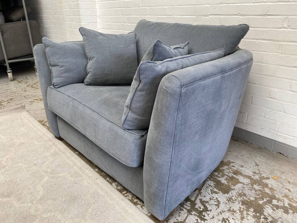 Collins & Hayes Maple Snuggler Chair/loveseat Grey