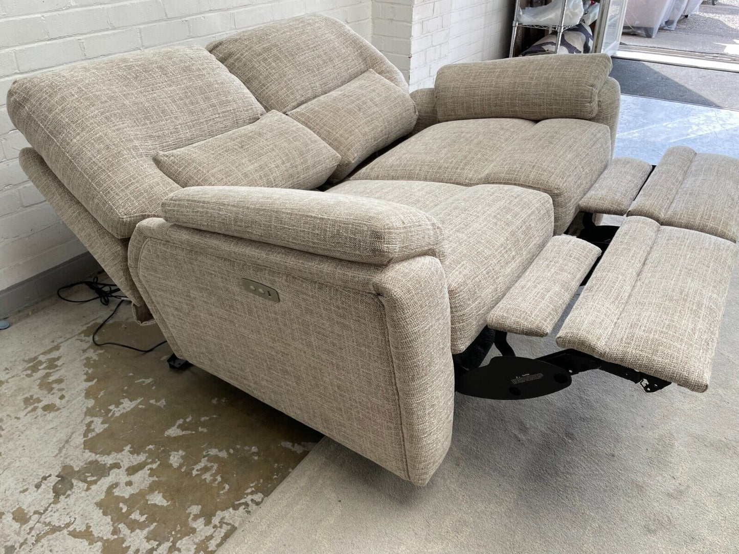 Parker Knoll Hampton Power Recliner 2 Seater Sofa