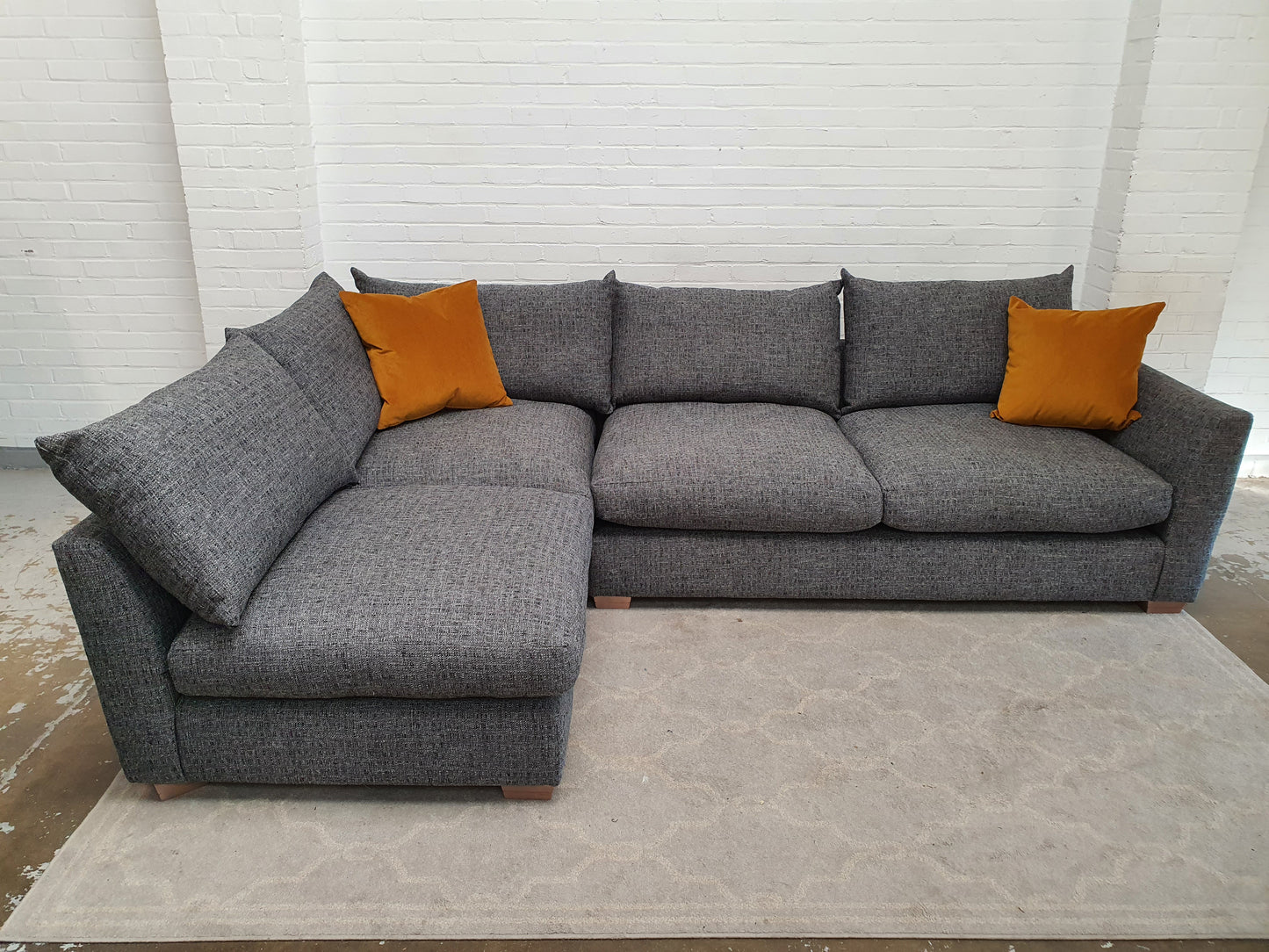 White Meadows Metro Corner Sofa