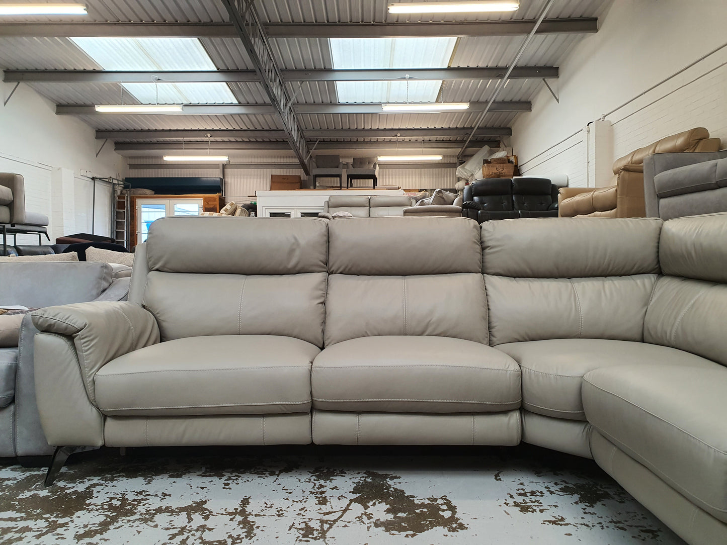 World of Leather Contempo corner sofa