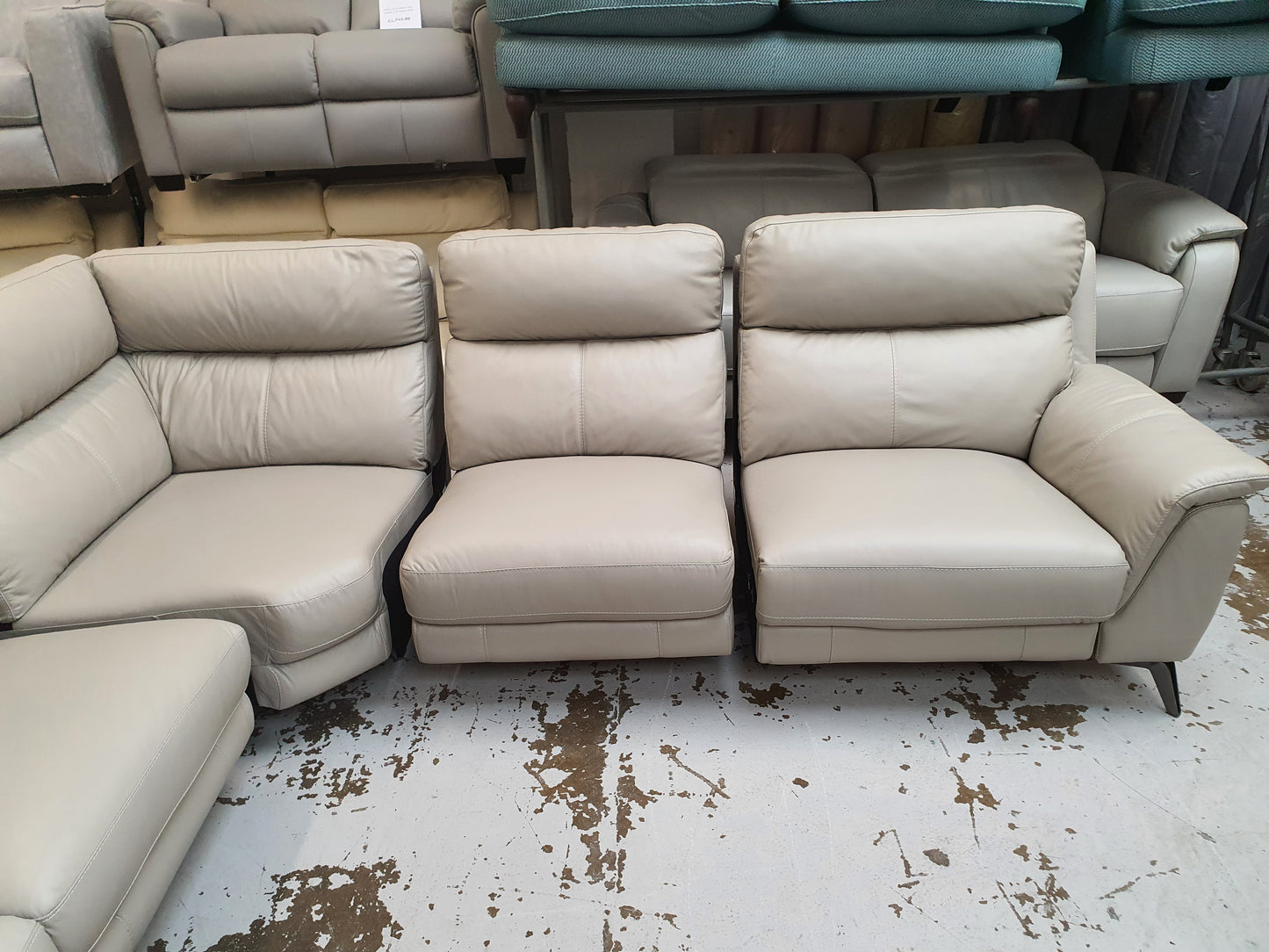 World of Leather Contempo corner sofa