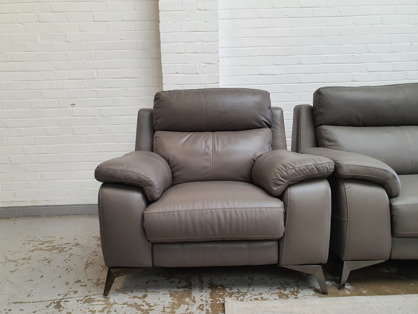 Missouri Power Recliner 3 Seater + 2 Armchairs sofa with power recliner + USB